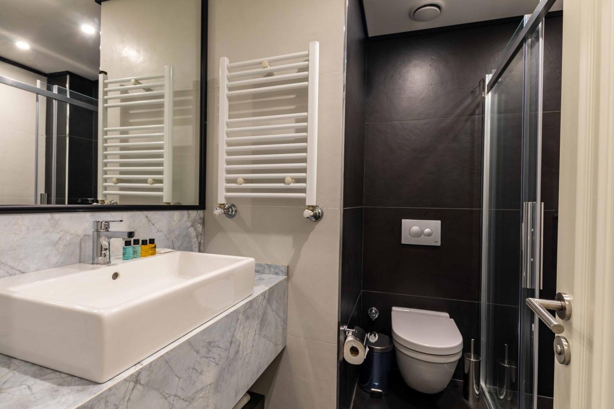 Sala Suites อิสตันบูล ภายนอก รูปภาพ